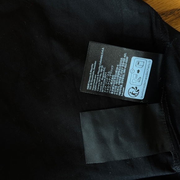 Top H&M Black Boxy Embellished Blouse with Mandarin Collar and open back size M - Picture 8 of 12